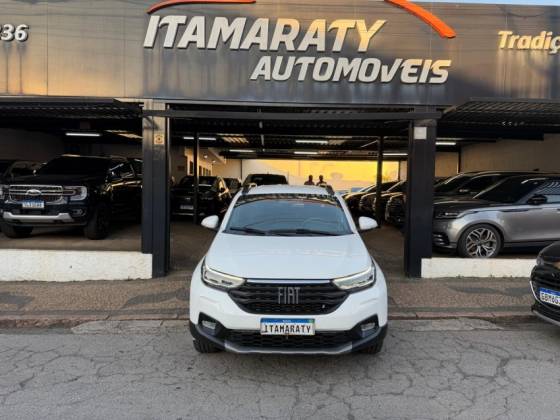 FIAT STRADA 1.3 FIREFLY FLEX VOLCANO CD CVT FIAT STRADA 1.3 FIREFLY FLEX VOLCANO CD CVT